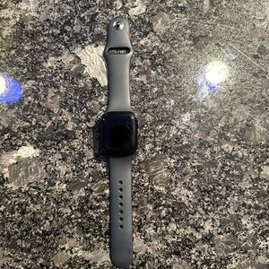 Series 7 Apple Watch 41mm